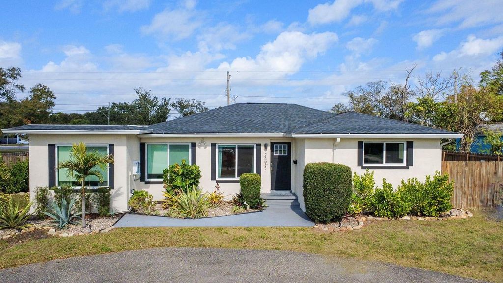 2495 37TH AVENUE N, St Petersburg, FL 33713