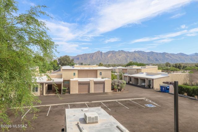 3690 N Country Club Rd Apt 1040, Tucson, AZ 85716