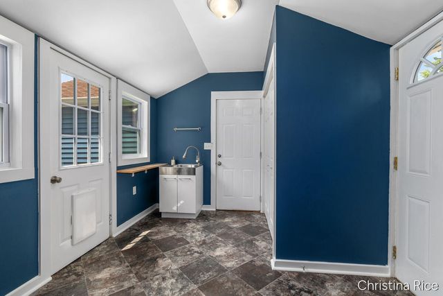 866 76th Street SE, Byron Center, MI 49315