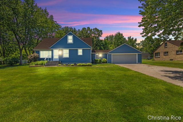 866 76th Street SE, Byron Center, MI 49315