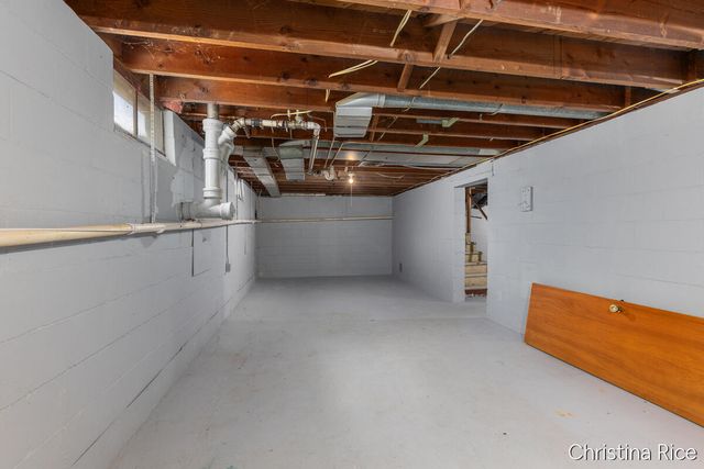 866 76th Street SE, Byron Center, MI 49315
