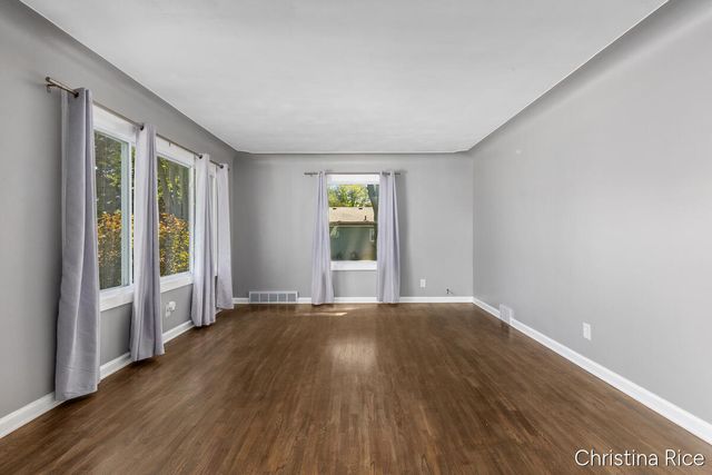 866 76th Street SE, Byron Center, MI 49315