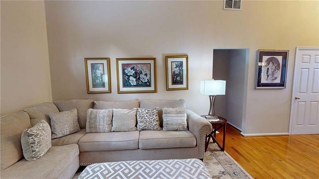 7307 Carriage Creek Road, Woodstock, GA 30189