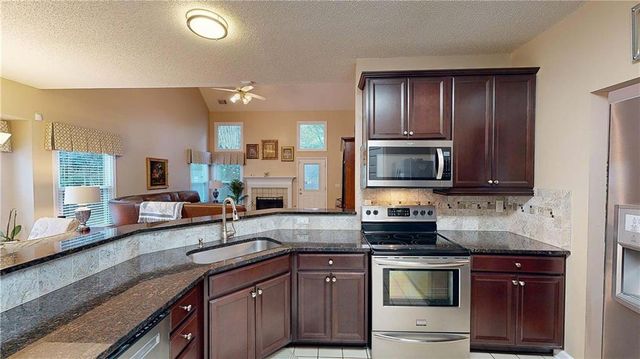 7307 Carriage Creek Road, Woodstock, GA 30189