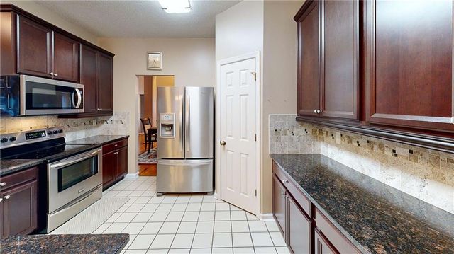 7307 Carriage Creek Road, Woodstock, GA 30189