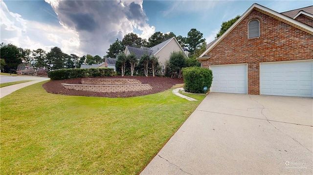 7307 Carriage Creek Road, Woodstock, GA 30189