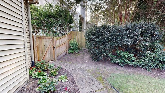 7307 Carriage Creek Road, Woodstock, GA 30189