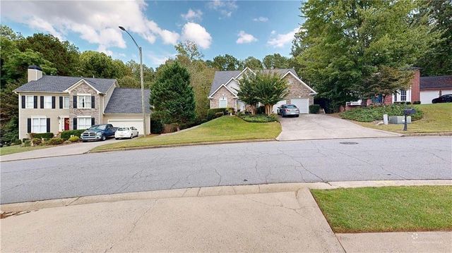 7307 Carriage Creek Road, Woodstock, GA 30189