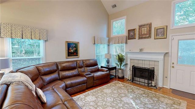 7307 Carriage Creek Road, Woodstock, GA 30189