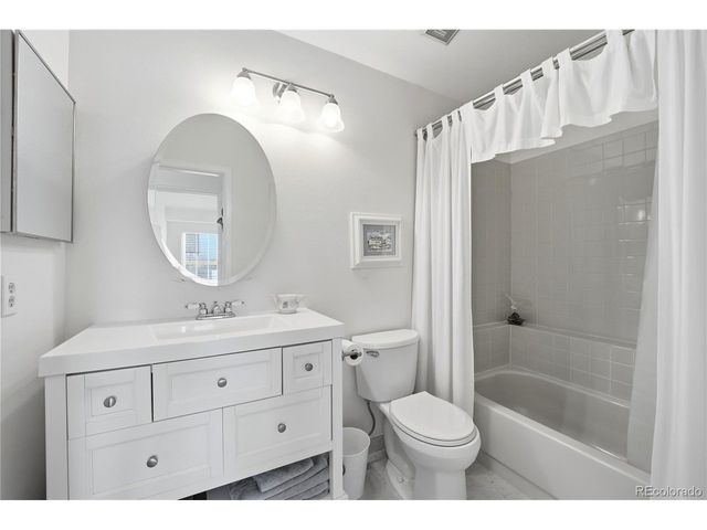 1272 E 130th Ave D, Thornton, CO 80241