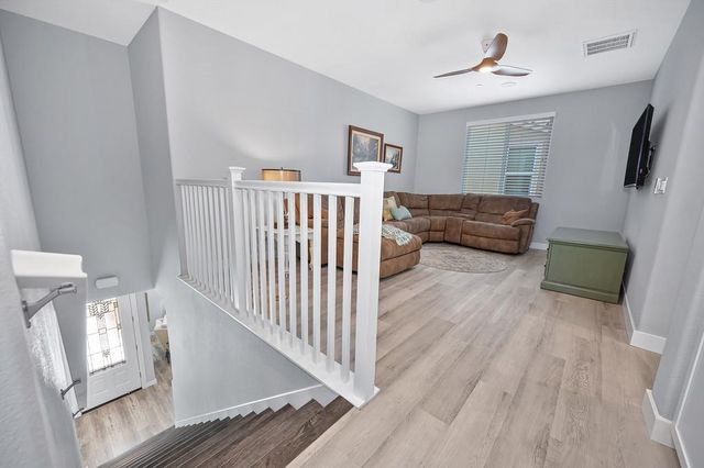 5011 Jewel St, Rocklin, CA 95677