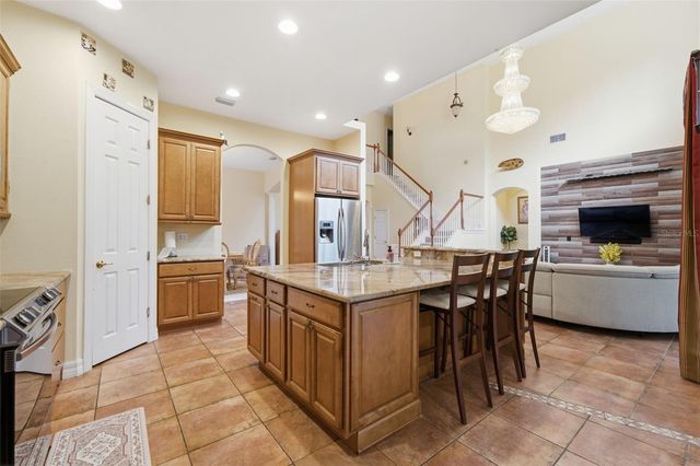 18004 LANAI ISLE DRIVE, Tampa, FL 33647