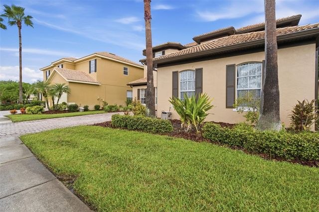 18004 LANAI ISLE DRIVE, Tampa, FL 33647