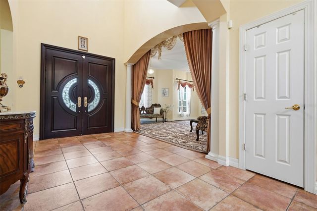 18004 LANAI ISLE DRIVE, Tampa, FL 33647