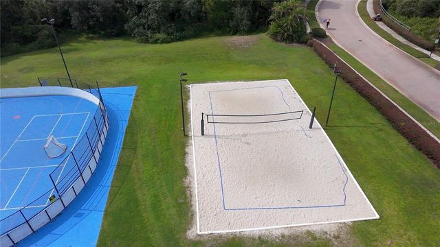 18004 LANAI ISLE DRIVE, Tampa, FL 33647