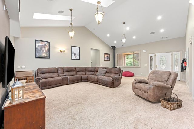 5301 Cosumnes Mine Rd, Somerset, CA 95684