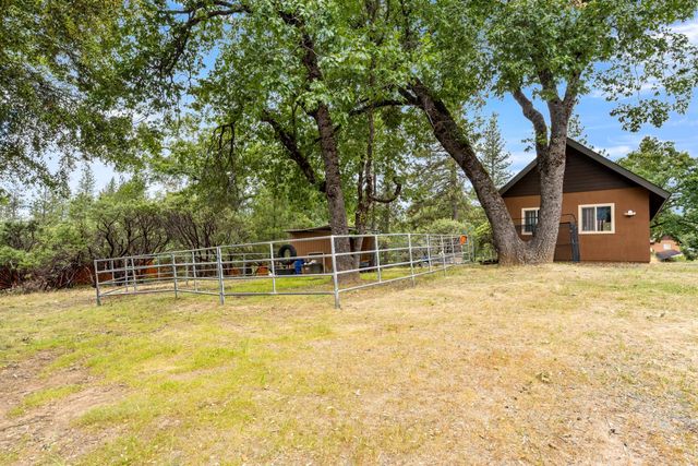 5301 Cosumnes Mine Rd, Somerset, CA 95684