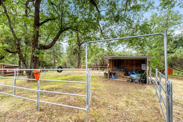 5301 Cosumnes Mine Rd, Somerset, CA 95684