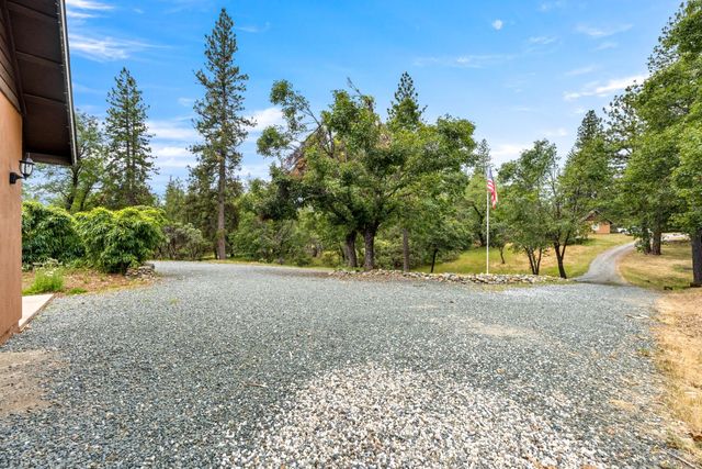 5301 Cosumnes Mine Rd, Somerset, CA 95684