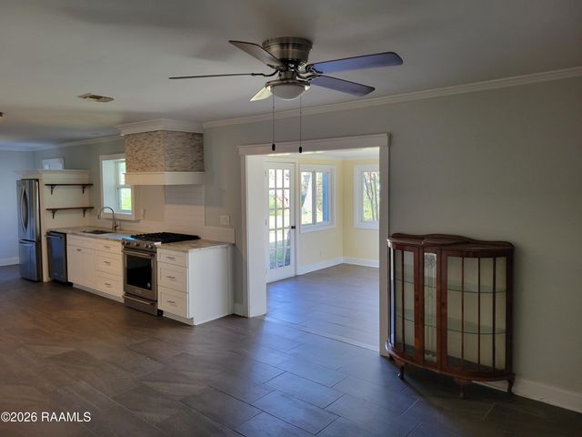 213 Lynn Drive, Lafayette, LA 70508