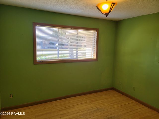 213 Lynn Drive, Lafayette, LA 70508