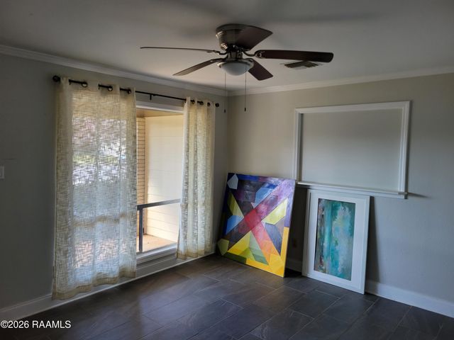 213 Lynn Drive, Lafayette, LA 70508