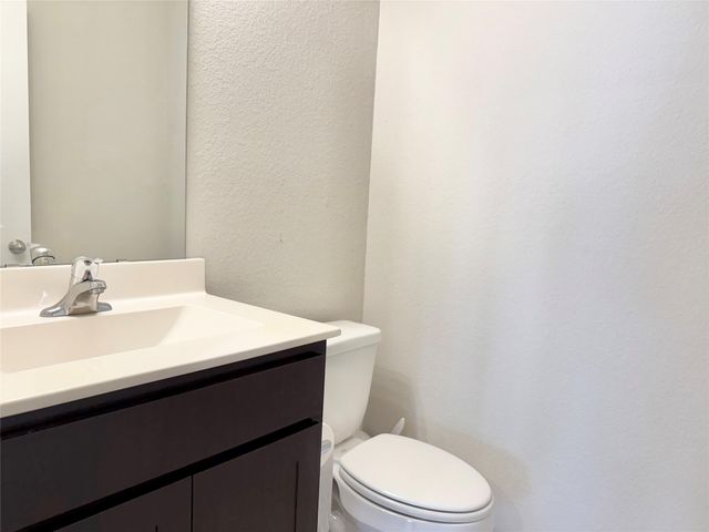 514 N 6th Street, La Porte, TX 77571