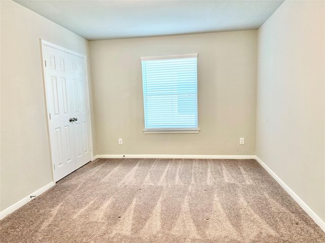 514 N 6th Street, La Porte, TX 77571