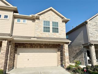 514 N 6th Street, La Porte, TX 77571