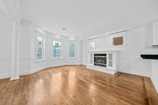 906 E Broadway 2, Boston, MA 02127