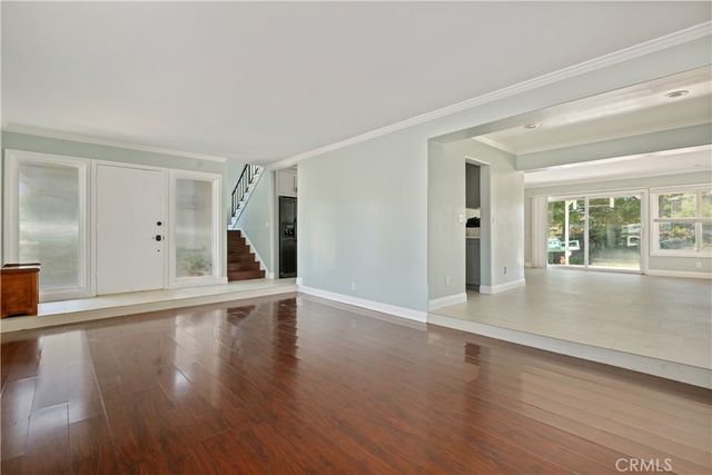 1054 Currier Avenue, Simi Valley, CA 93065