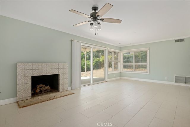 1054 Currier Avenue, Simi Valley, CA 93065