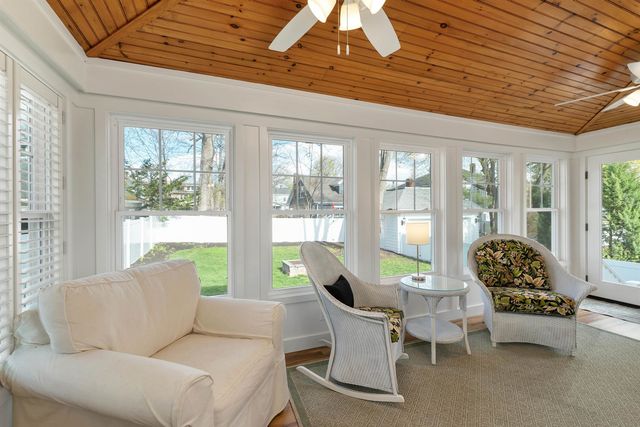 951 Chestnut Street, Manchester, NH 03104