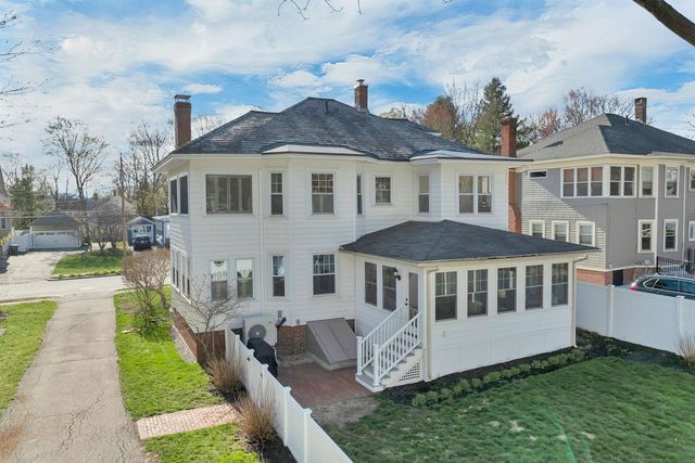 951 Chestnut Street, Manchester, NH 03104