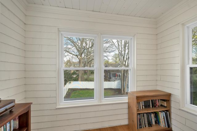 951 Chestnut Street, Manchester, NH 03104