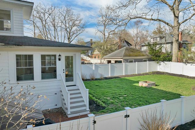 951 Chestnut Street, Manchester, NH 03104