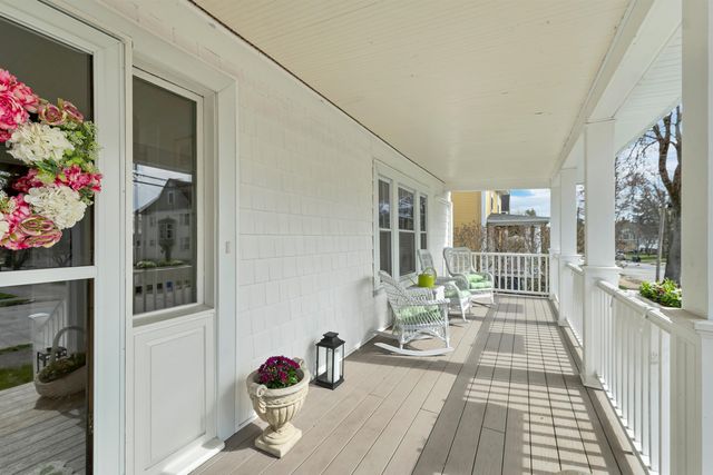 951 Chestnut Street, Manchester, NH 03104