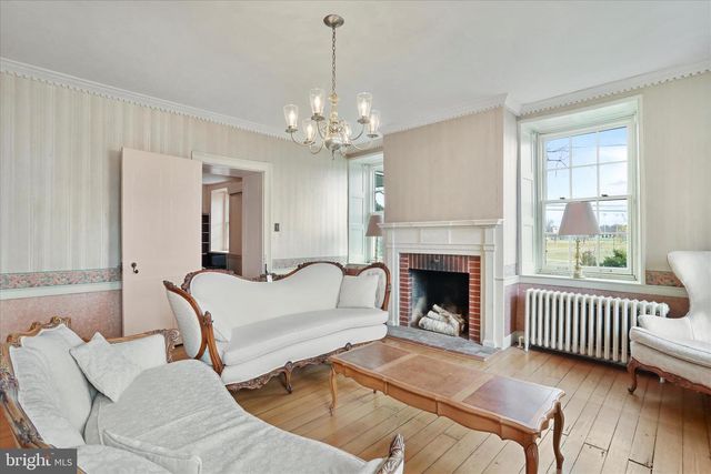 431 LEITERSBURG ST, Greencastle, PA 17225