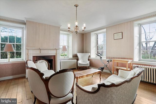 431 LEITERSBURG ST, Greencastle, PA 17225