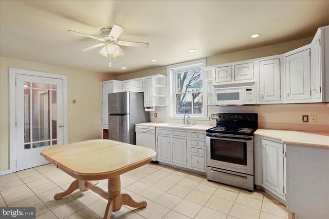 431 LEITERSBURG ST, Greencastle, PA 17225