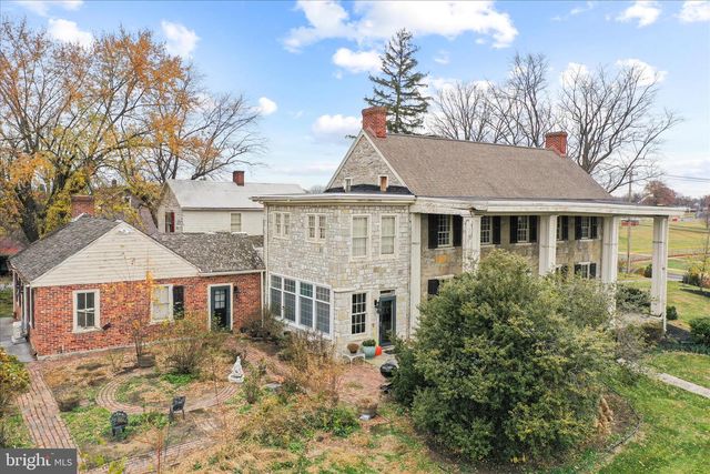 431 LEITERSBURG ST, Greencastle, PA 17225