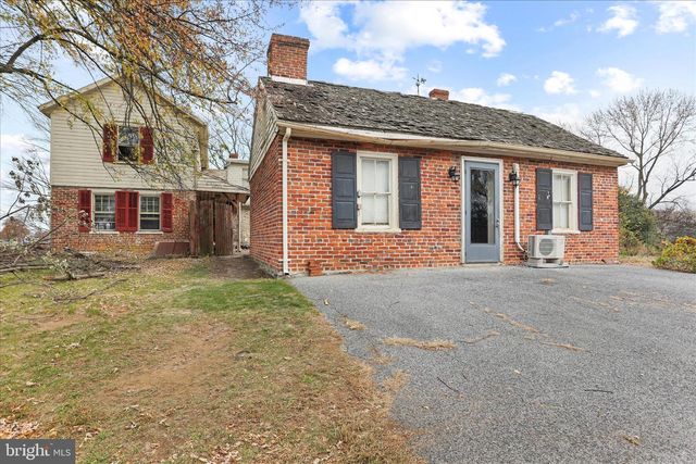 431 LEITERSBURG ST, Greencastle, PA 17225