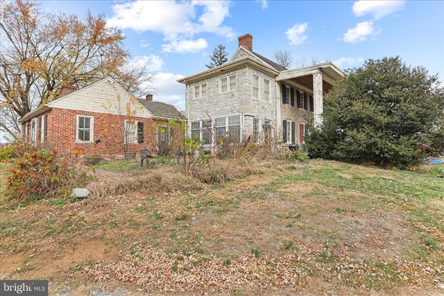 431 LEITERSBURG ST, Greencastle, PA 17225