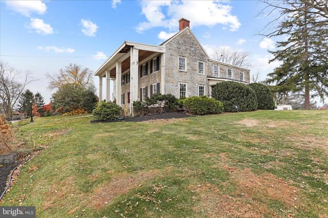 431 LEITERSBURG ST, Greencastle, PA 17225