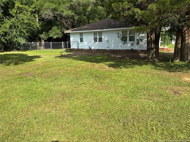 1810 Murchison Road, Fayetteville, NC 28301
