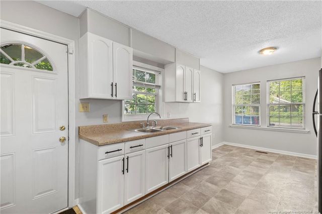 1810 Murchison Road, Fayetteville, NC 28301