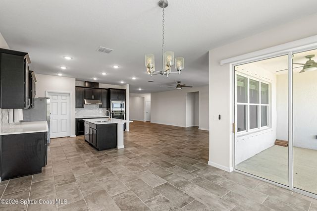 2163 Middlebury Drive SE, Palm Bay, FL 32909