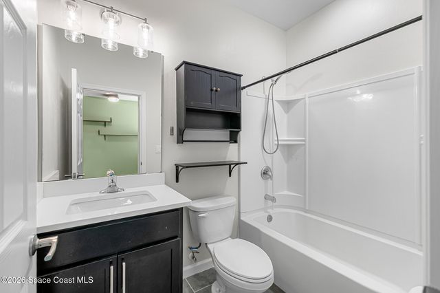 2163 Middlebury Drive SE, Palm Bay, FL 32909