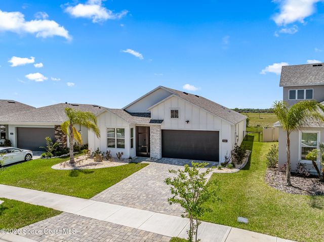 2163 Middlebury Drive SE, Palm Bay, FL 32909