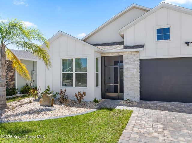 2163 Middlebury Drive SE, Palm Bay, FL 32909